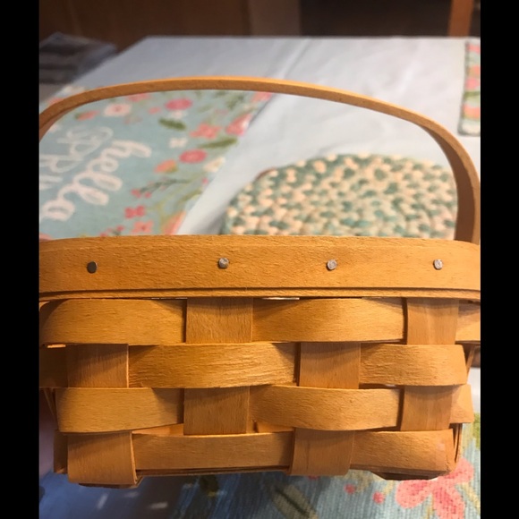 GUC Vintage 1999 Longaberger Handmade Small Square Peg Basket. - Picture 5 of 9